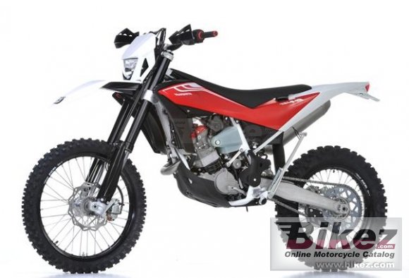 2011 Husqvarna TE449 photo